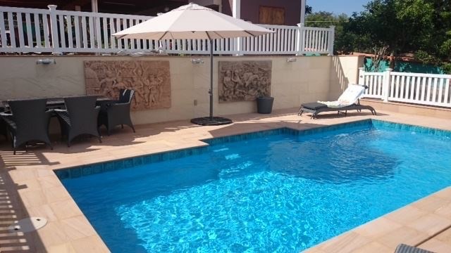 Contemporary fibreglass pool